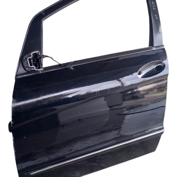 Porta Dianteira Esquerda Mercedes B200 2007 (c/detalhe) Dianteira Esquerdo Preto