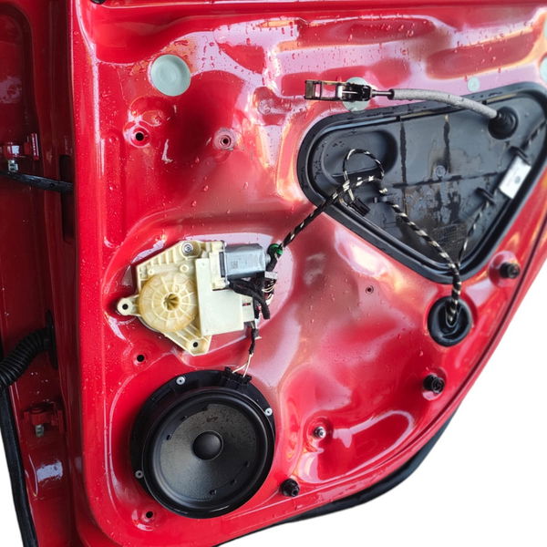 Porta Traseira Direita Golf 2015 Traseira Direita Vermelho