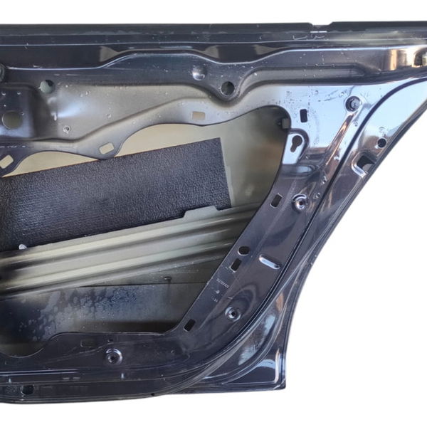 Porta Traseira Direita Passat Cc 2012 (avaria) Traseira Direita Preto