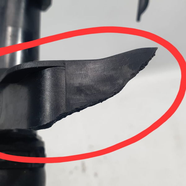 Mangueira Cano Refrigeração C/detalhes Range Rover Sport 20