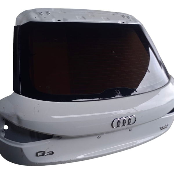 Tampa Traseira Audi Q3 2015 (c/detalhe) Branco