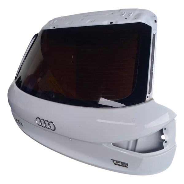 Tampa Traseira Audi Q3 2015 (c/detalhe) Branco