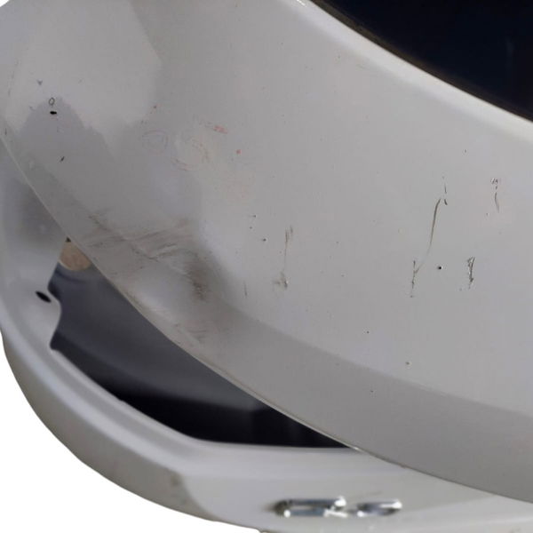 Tampa Traseira Audi Q3 2015 (c/detalhe) Branco