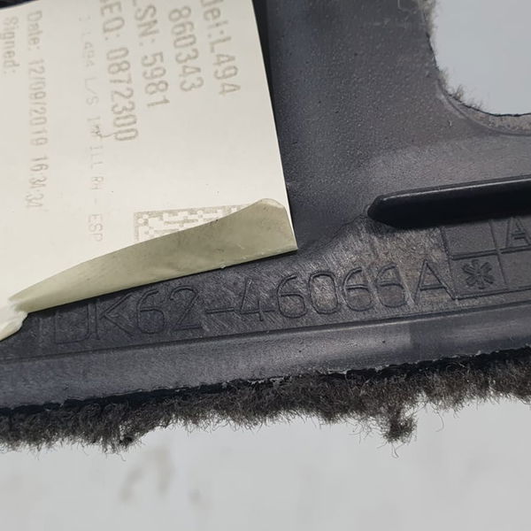 Acabamento Veludo Porta-malas L/dir Range Rover Sport 2020