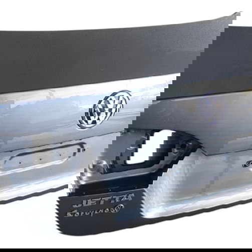 Tampa Traseira Jetta 2013 Prateado