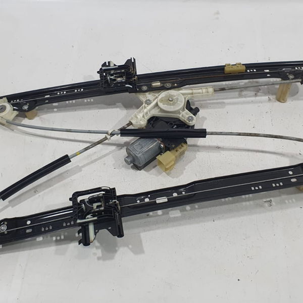 Máquina De Vidro Traseira Direita Range Rover Sport Hse 2020