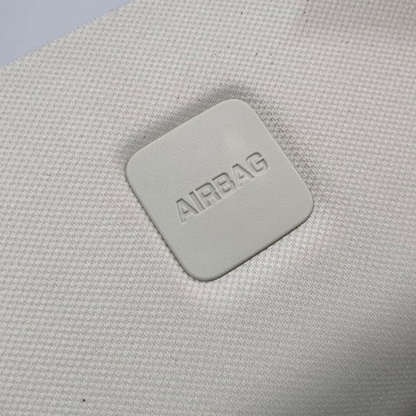 Acabamento Coluna Dianteira Dir. Range Rover Sport Hse 2020