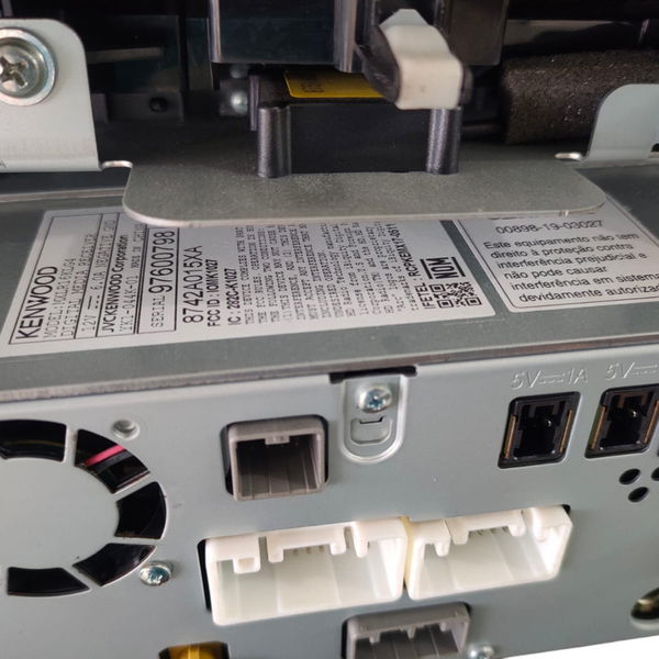 Central Multimídia Eclipse Cross 2020 Cinza