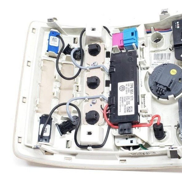 Luz Teto Comando Teto Solar Vw Touareg 4.2 V8 2014 7p6951171