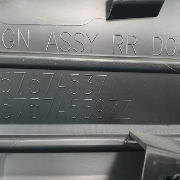 Friso Aplique Portatraseira Esq Mitsubishieclipsecrosshpes21 Preto