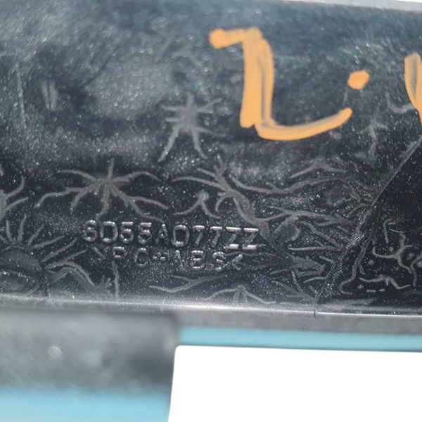 Moldura Acabamento Painel Mitsubishi Eclipse Cross Hpes 2021 - Prateado - Listras