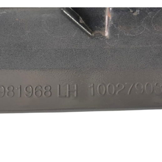 Acabamento Para-choque Dianteiro L/e  Rampage Rebel 2024 Preto