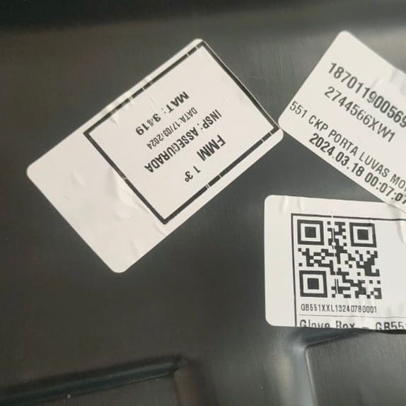 Porta Luvas Rampage Rebel 2024