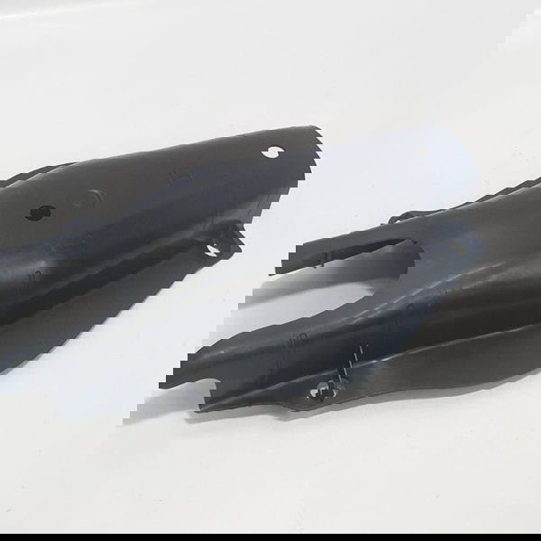 Acabamento Balança Suspensão Traseira Dir Mercedes C200 2016