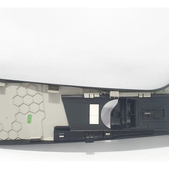 Acabamento Coluna Interna Esquerdo Mercedes C200 2016