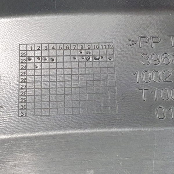 Acabamento C/difusores Traseiros Rampage Rebel 2024