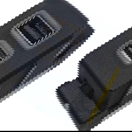 Entrada Usb Auxiliar Rampage Rebel 2024