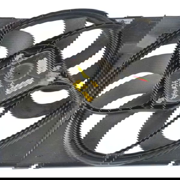 Defletor Ventoinha Bmw 320i 2015 (detalhe)