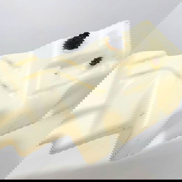 Reservatório Água Para-brisa Jeep Cherokee Longitude V6 2015