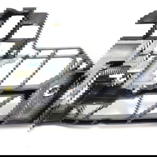 Suporte Maçaneta Traseira Direita Dodge Journey Rt 3.6 2014