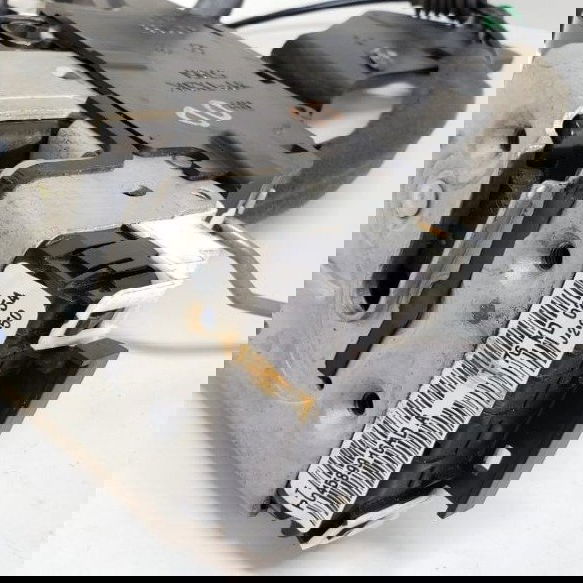 Fechadura Porta Dianteira Direita Dodge Journey Rt 3.6 2014