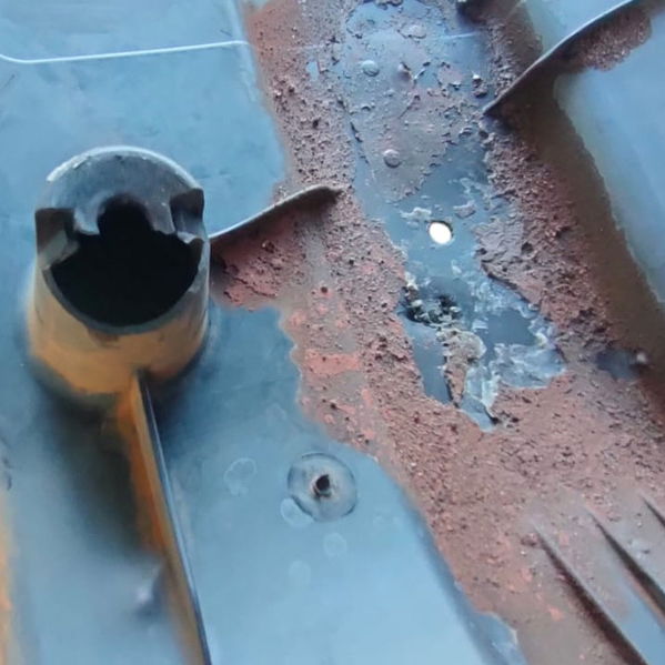 Capa Proteção Assoalho L/e Vw Taos 2023 (avaria)