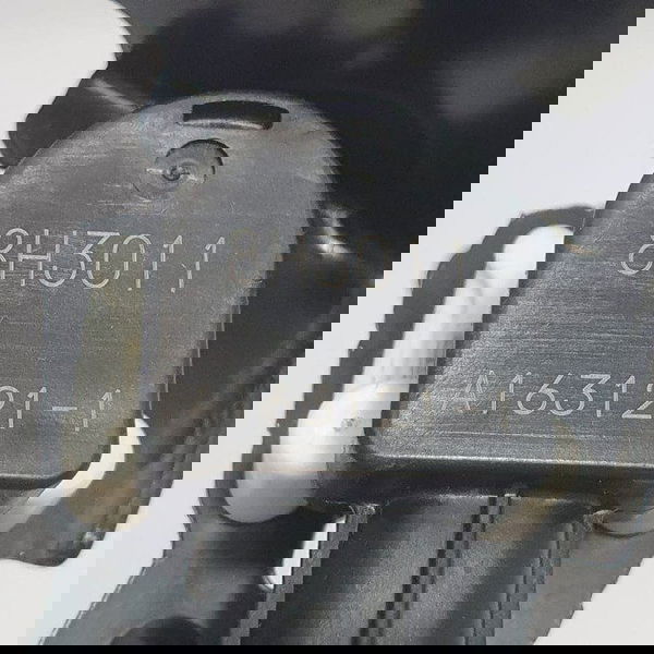 Sensor De Altura Farol Mitsubishi Outlander 3.0 Hpe-s 2018