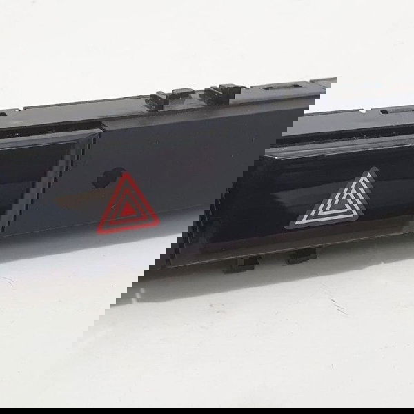 Botão Pisca Alerta Luz Mitsubishi Eclipse Cross 2019