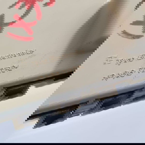 Caixa De Fusíveis Hyundai Ix35 2.0 2017 Cód. 919502s701