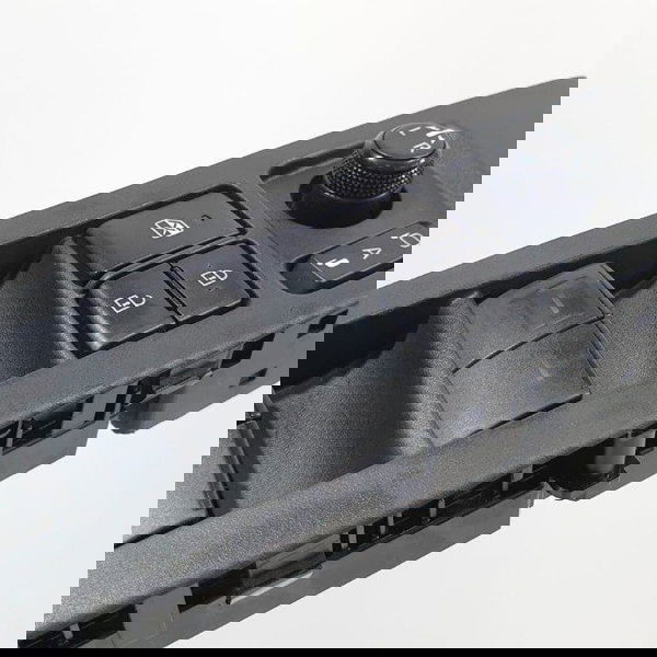 Botão Vidro Elétrico Motorista Corolla Cross Xrx Hybrid 2023