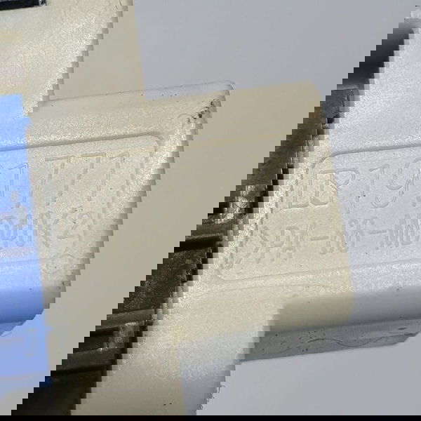 Botão Aquecimento Do Banco L/esquerdo Prius Hybrid 1.8 2018