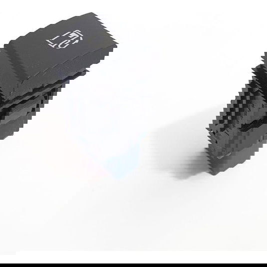 Botão Abertura Tampa Tanque Combustível Rav4 Hybrid 2020