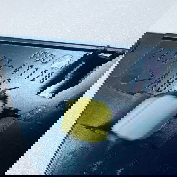 Botão Vidro Elétrico Diant Dir Toyota Prius Híbrido 1.8 2017