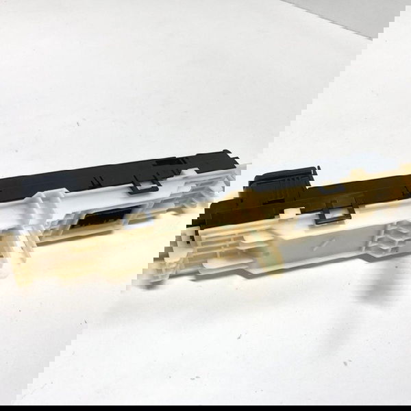 Botão Alerta Toyota Rav4 2.0 2015 83950-42130