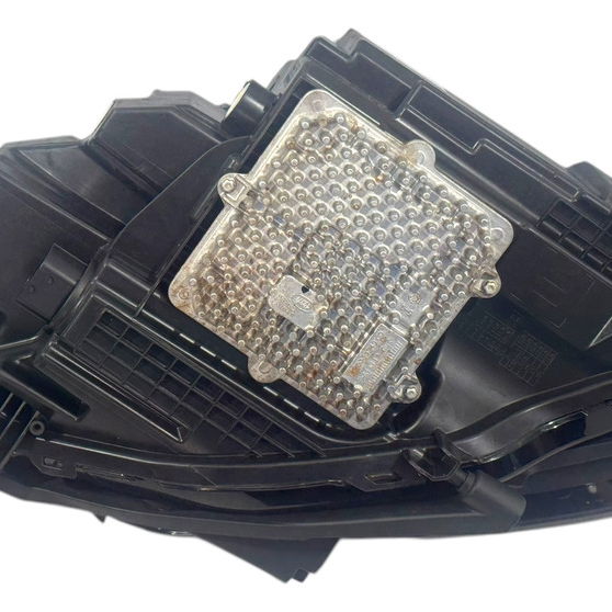 Farol Esq Land Rover Discovery Sport 2022 Ml7213w030eb Esquerdo/motorista