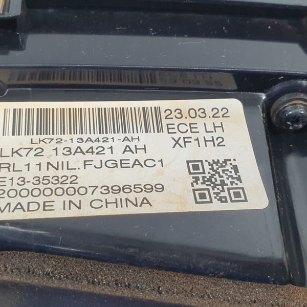 Lanterna Tampa Esquerda Lr Discovery Sport 2022