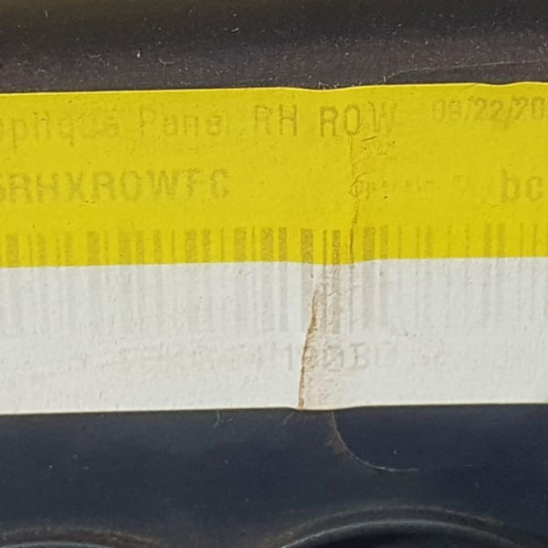 Acabamento Inferior Painel Direito Lr Discovery Sport 2022 Pre Listras