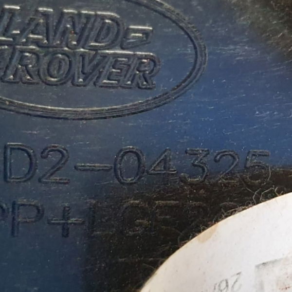 Acabamento Inferior Painel Esq Lr Discovery Sport 2022 Preto Listras