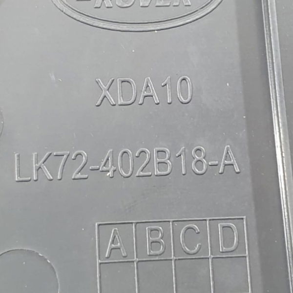 Tampa Acabamento Triângulo Lr Discovery Sport 2022 Preto Listras