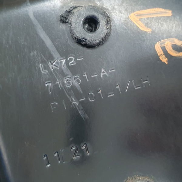 Suporte Acabamento Guia Esq Lr Discovery Sport 2022