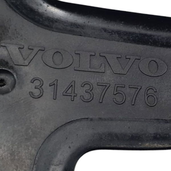 Acabamento Capa Proteção Volvo S60 T8 Híbrido 2020