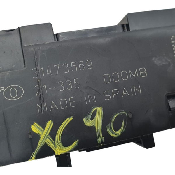 Caixa De Fusível Volvo Xc90 T8 Inscription 2022