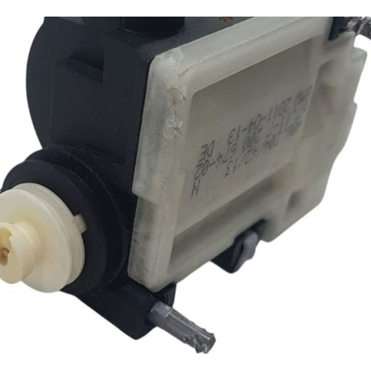 Trava Atuador Portinha Bmw 750i 2011