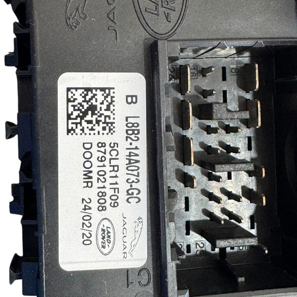 Caixa Fusível Land Rover Defender 2020