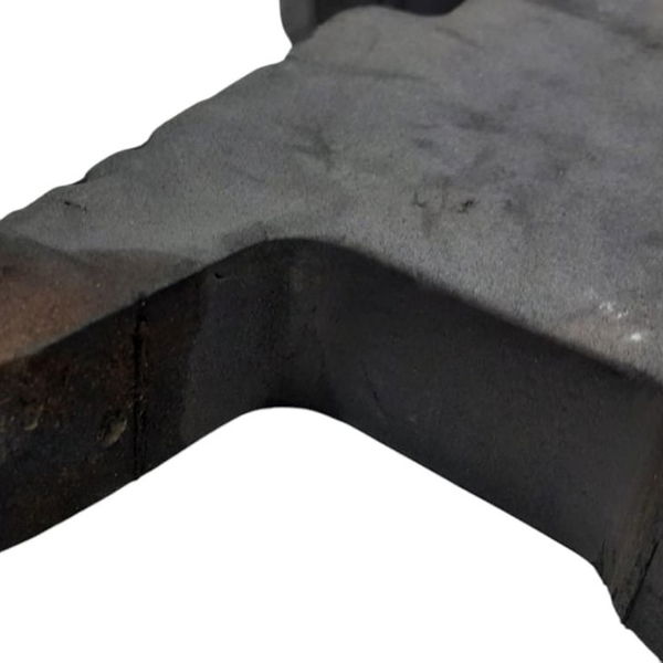 Isolador Dianteiro Direito Vw Taos Confortline 2023