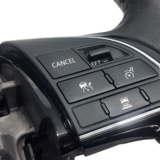 Volante Mitsubishi Eclipse Cross 2021 Preto