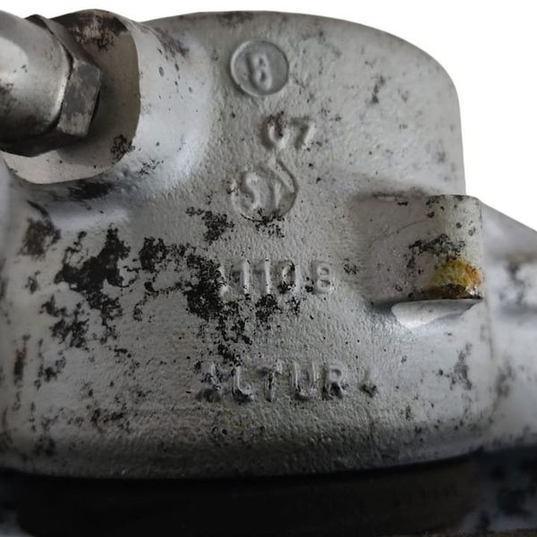 Pinça Freio Cavalete D/d Mercedes Gla 1.6 2018