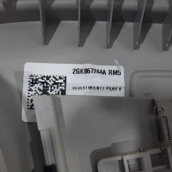 Moldura Suporte Coluna Central Vw Taos 2023