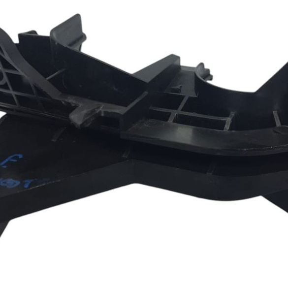 Suporte Mangueira Audi Q8