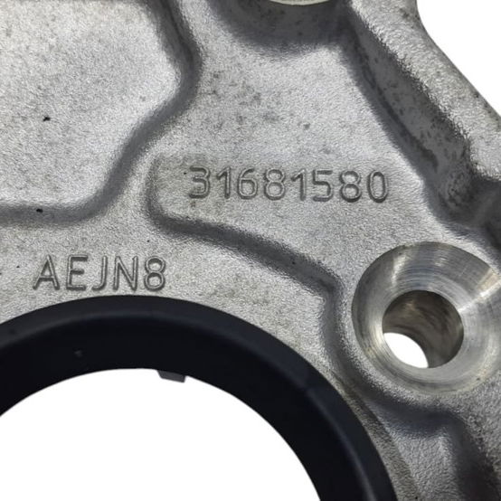 Montante Manga Do Eixo Traseiro Direito Volvo S60 2020